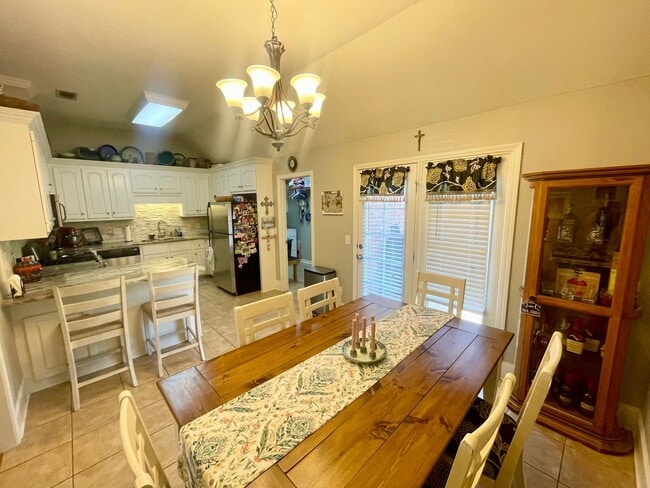Building Photo - Beautiful Germantown School District Home in Ashbrooke