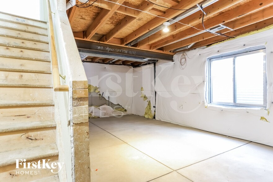 Building Photo - 7170 Allens Park Dr