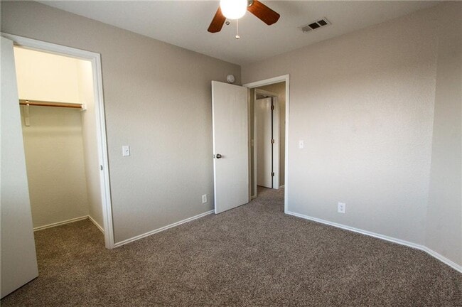 Building Photo - 14909 Chamberlain Ct