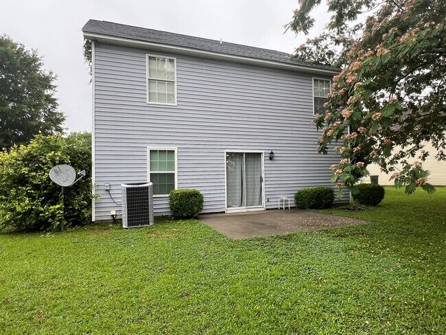 Building Photo - 1666 Mossberg Dr