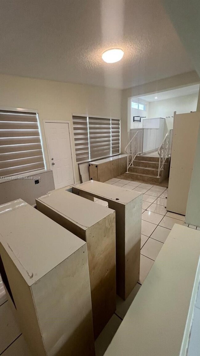 Building Photo - 1251 Little River Dr