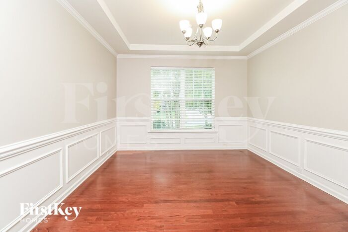 Building Photo - 2648 Kinmere Dr