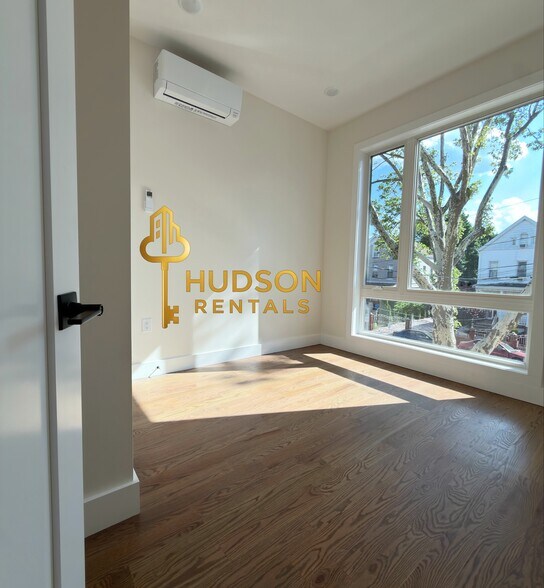 40 Lembeck Ave 202 - 42 Lembeck Ave