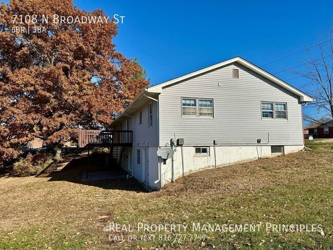 Building Photo - 7108 N Broadway