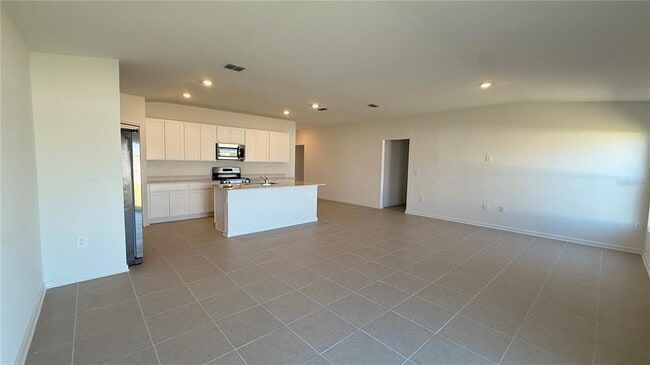 Building Photo - 299 ARTEMIS St