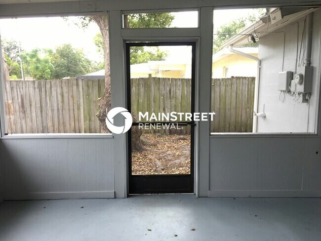Building Photo - 3 Bedroom Pet-Friendly Home in Clearwater,...