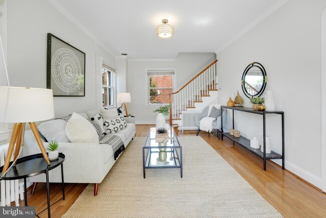 Building Photo - 5522 Blair Rd NE