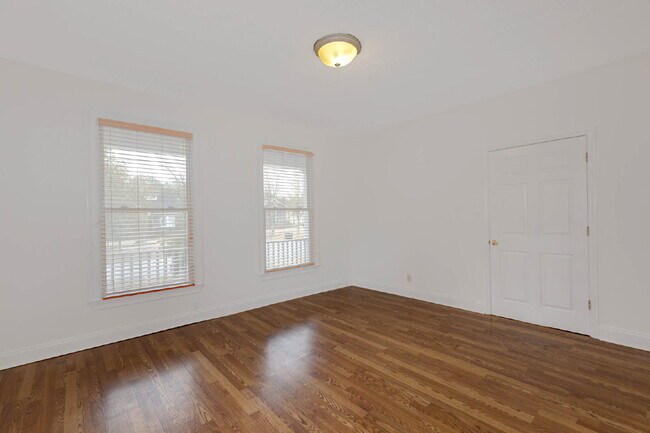 Building Photo - 1601 18th St