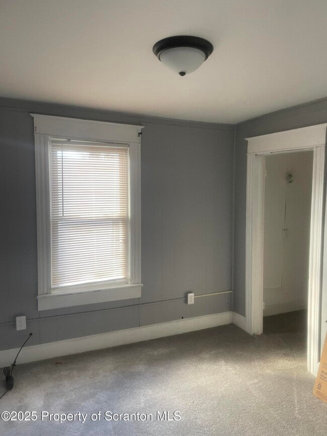 Building Photo - 2301 Boulevard Ave