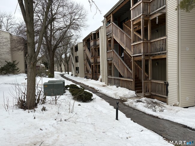 Building Photo - 161 Burgundy Hill Ln