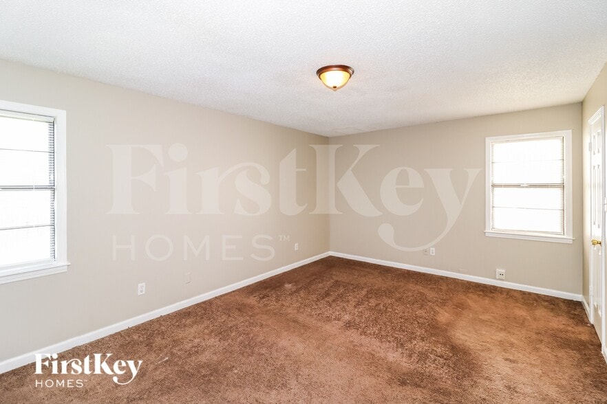 Building Photo - 6052 Scarlet Leaf Dr