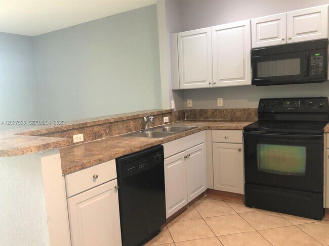 Building Photo - 8209 SW 25th Ct