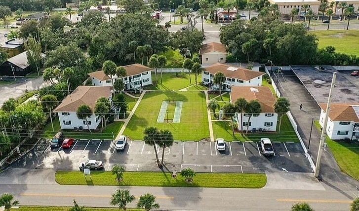 Building Photo - 1800 S Palmetto Ave