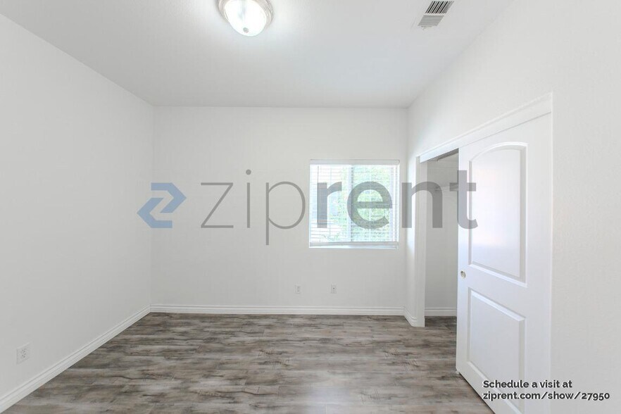 Building Photo - 1360 S White Ave