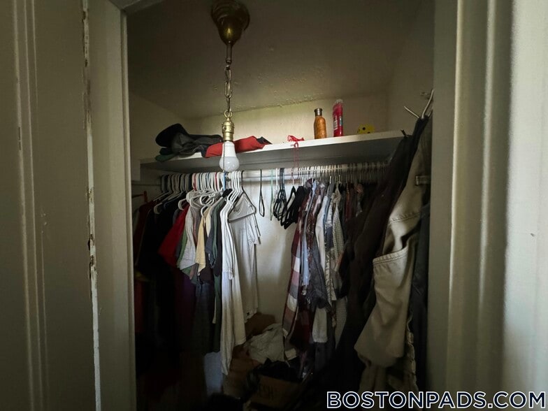 Building Photo - 475 Highland Ave