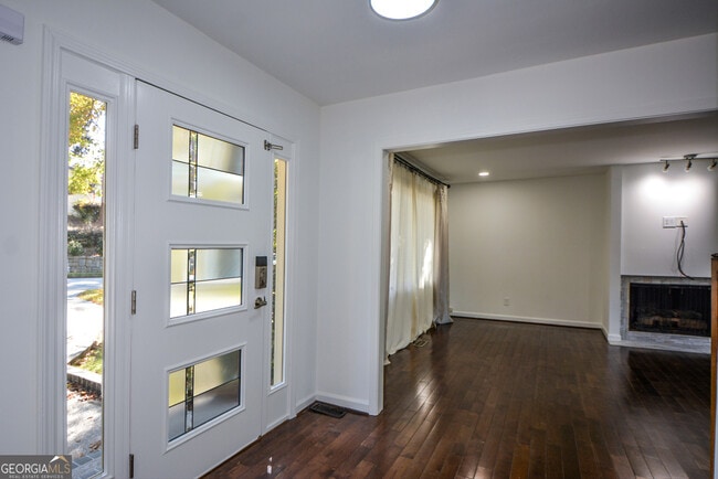 Building Photo - 2704 Margaret Mitchell Dr NW