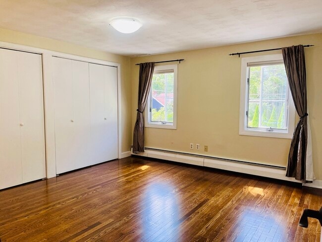 Building Photo - 181 Moss Hill Rd