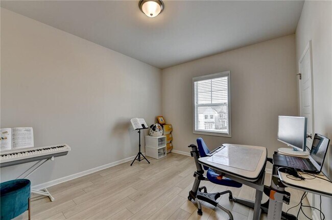 Building Photo - 1561 Branthaven Ln