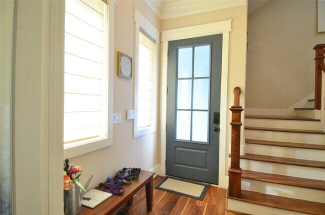 Building Photo - 8610 Ashland Way