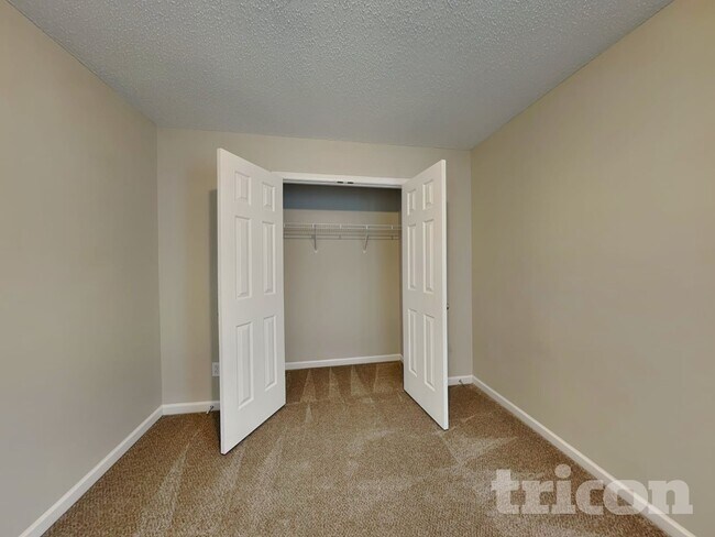 Building Photo - 5040 Liberty Hall Cir