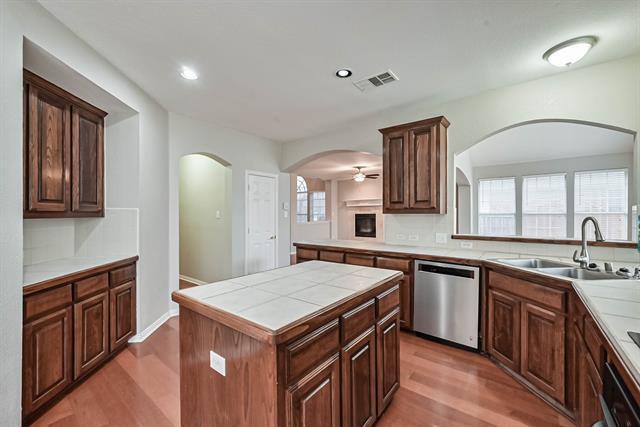 Building Photo - 4310 Mulligan Ave