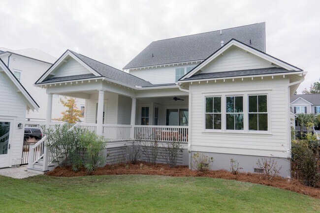 Building Photo - 174 Brailsford St