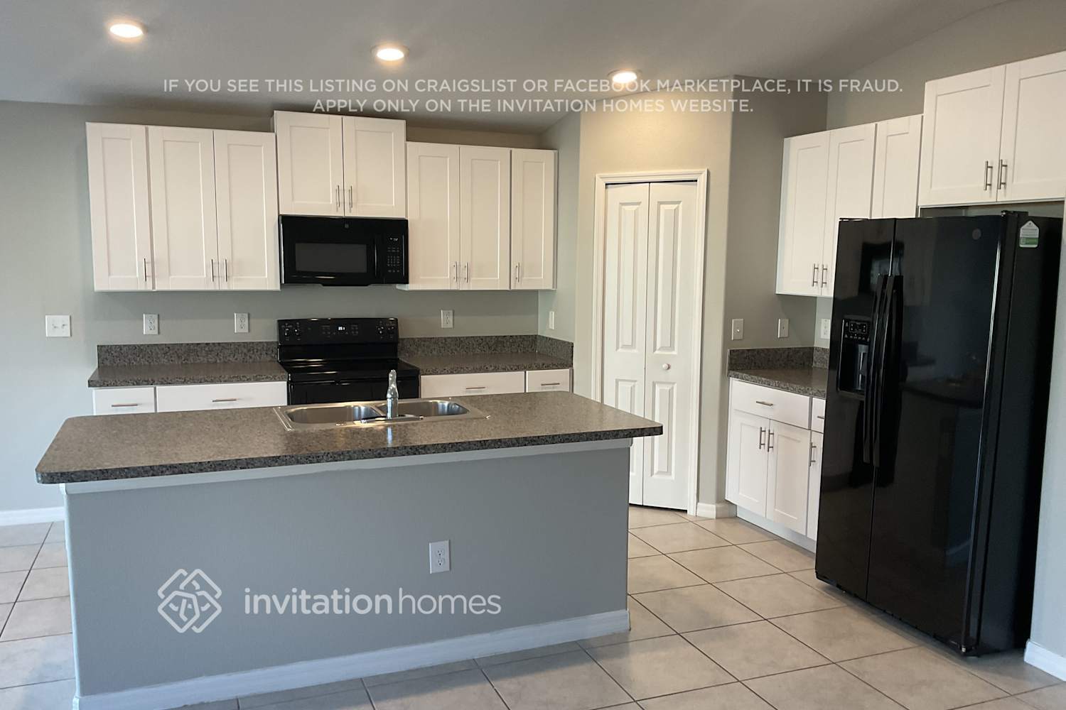 Building Photo - 1894 Moon Cactus Ct