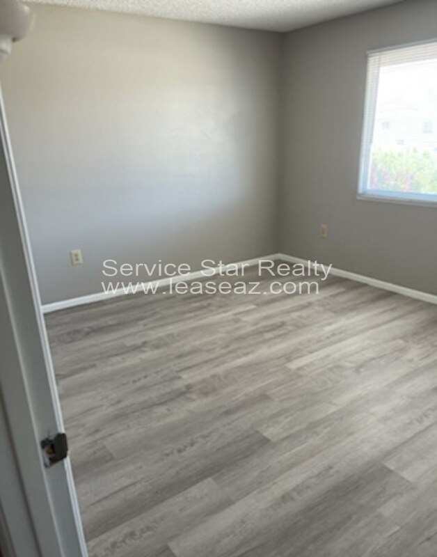 Building Photo - 17230 N Palo Verde Dr