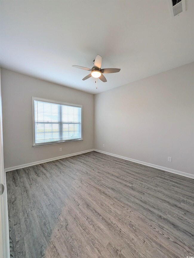 Building Photo - 351 Lakota Lp