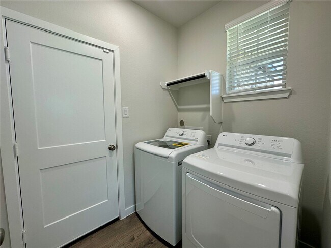 Building Photo - 12026 Curlin Dr