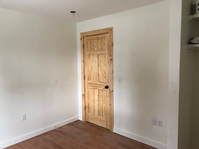 Building Photo - Zenith Apartments, LLC