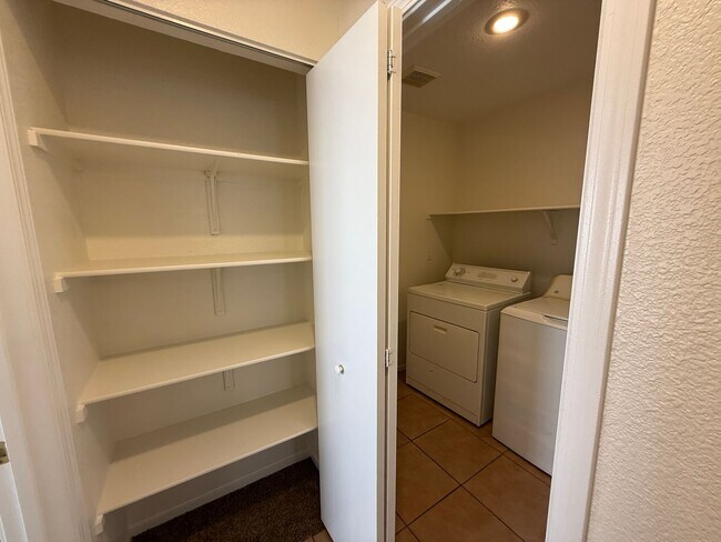 Building Photo - NEW Paint + NEW Carpet + NEW blinds + NEW ...
