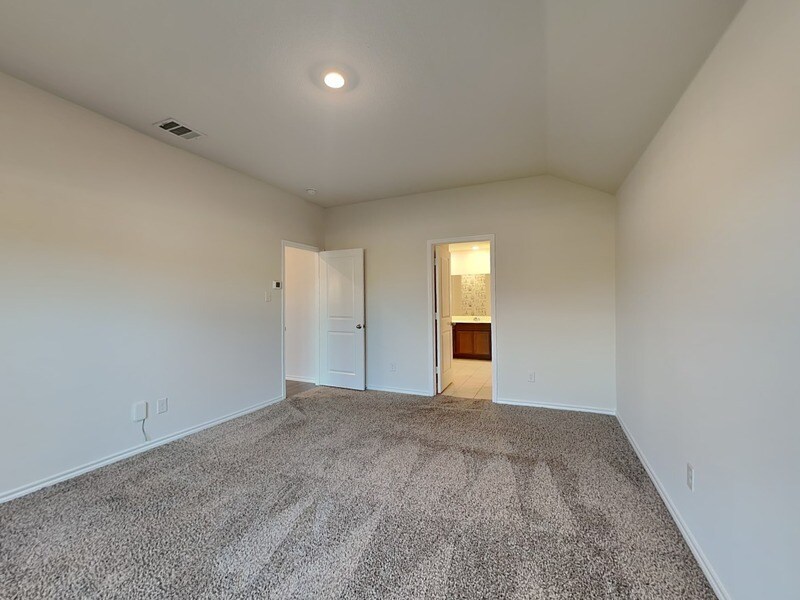 Building Photo - 116 Easy Goer Trl