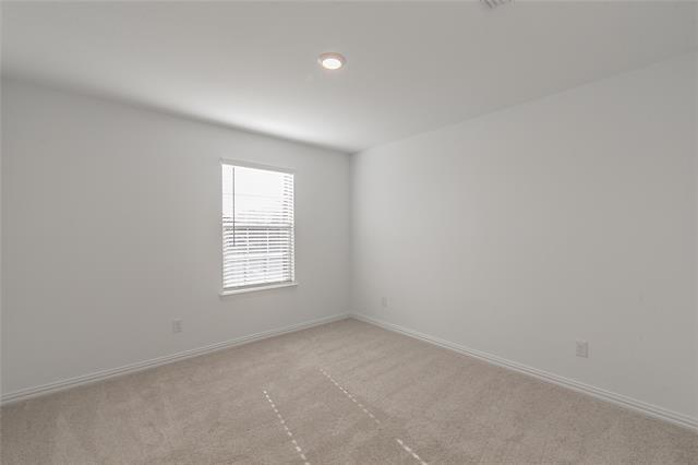 Building Photo - 1275 W Yarrow Ave
