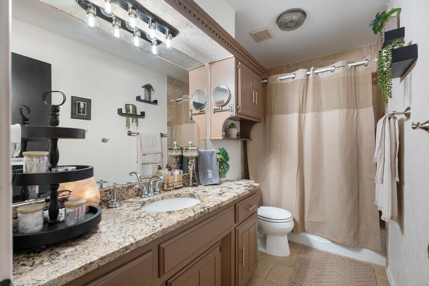 Building Photo - 12713 Gaelic Glen Ct