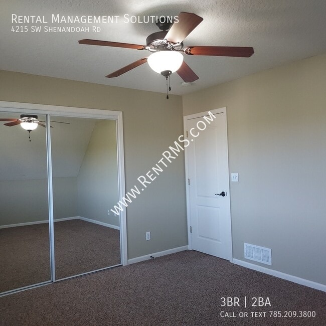Building Photo - 4215 SW Shenandoah Rd