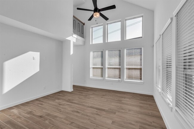 Building Photo - 27007 Golden Isle Ln