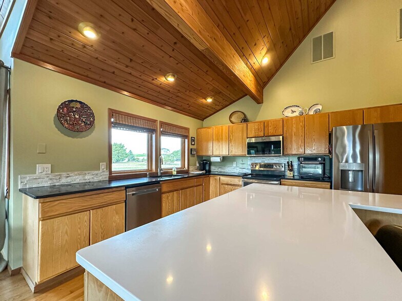 Building Photo - 122 Tyler View Pl