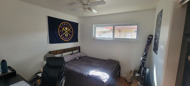 Building Photo - Aug. 2026 Pre-Lease Spacious 5-Bedroom Home in Desirable South Boulder Neighborhood