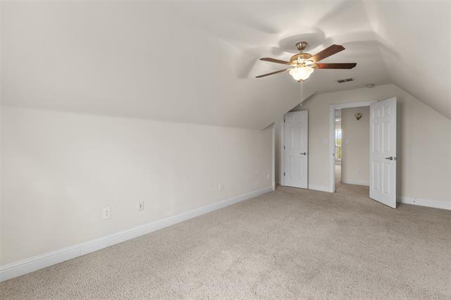 Building Photo - 389 Scenic View Dr