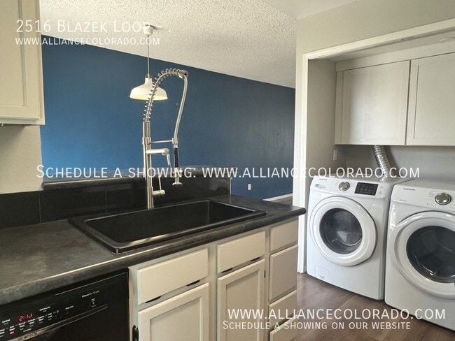 Building Photo - 2516 Blazek Loop