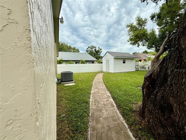Building Photo - 7523 Blossom Ave