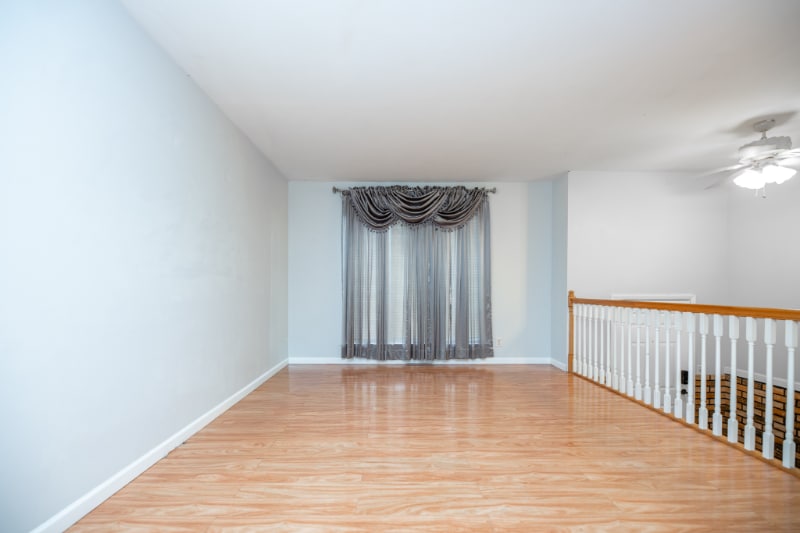 Building Photo - 3819 W Warwick Dr