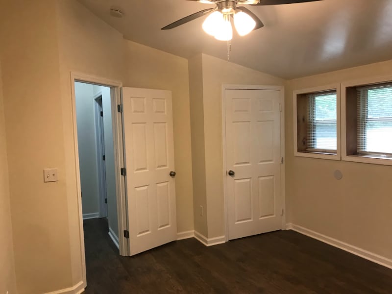 Building Photo - 4012 Meadow Rd