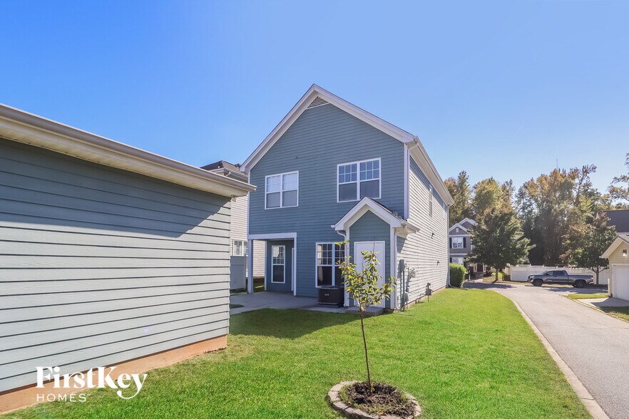 Building Photo - 13828 Connell Green Dr