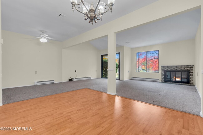 Building Photo - 30 Berkshire Ct