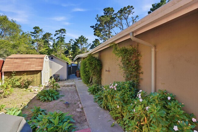Building Photo - Lovely Monterey Single Family Home in the Mar Vista Neighborhood! (UNFURNISHED)