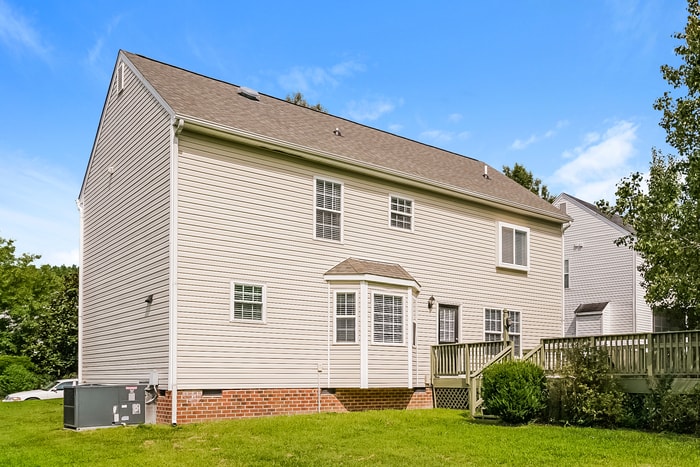 Building Photo - 6333 Willowlawn Dr