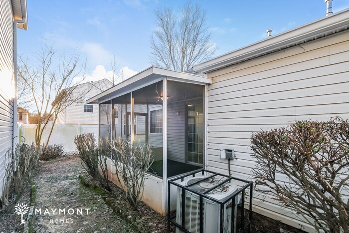 Building Photo - 671 Windcroft Cir NW