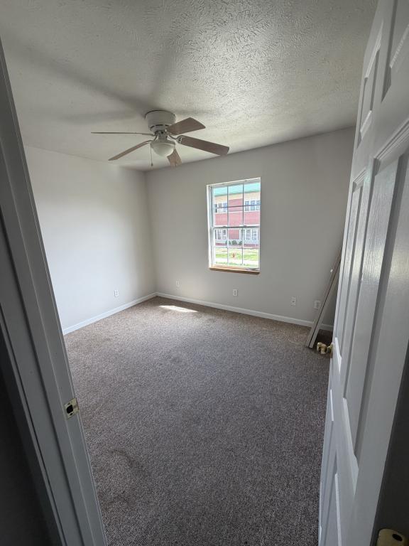 Building Photo - 500 S Washington St